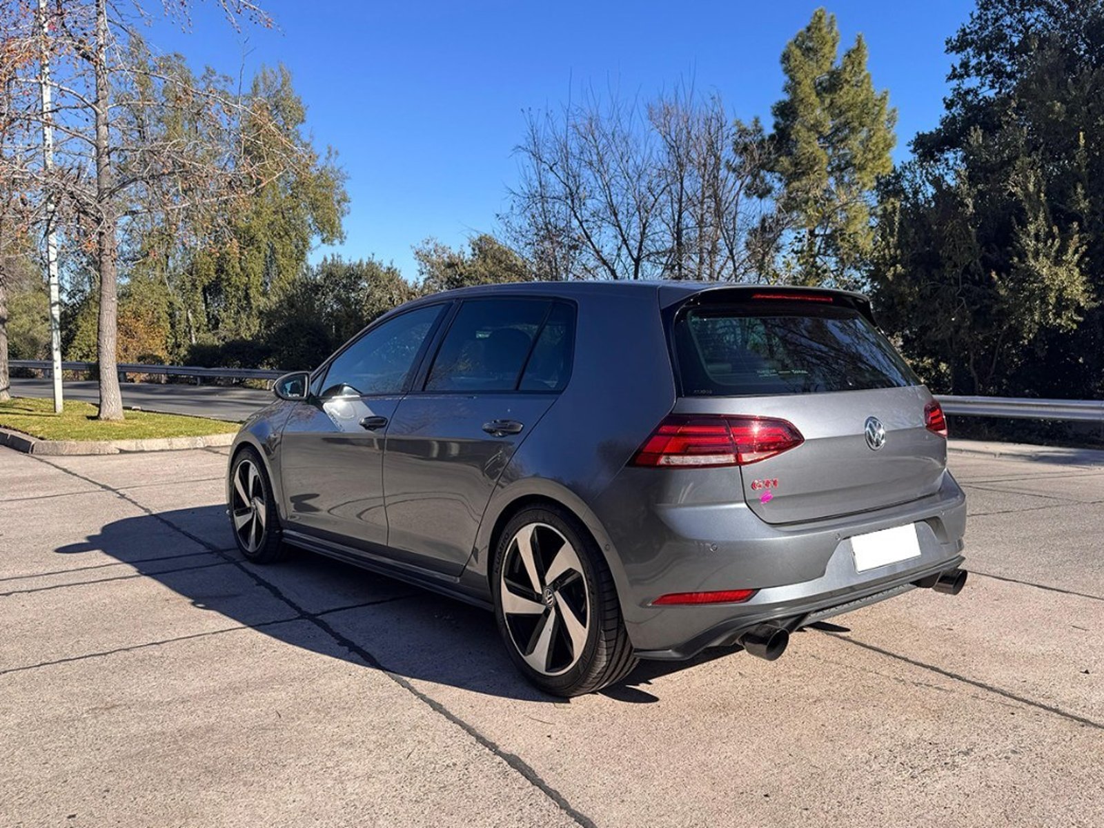 Volkswagen GTI 2.0T 2018 - Foto 5 de 10