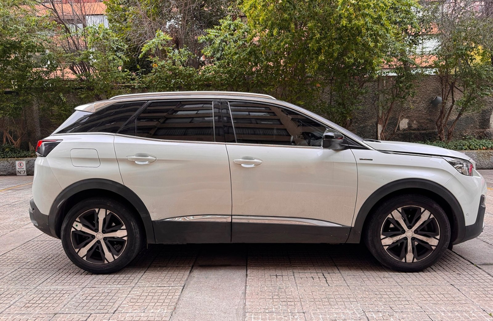 Peugeot 3008 1.6 GT Line 2019 - Imagen 8 de 18