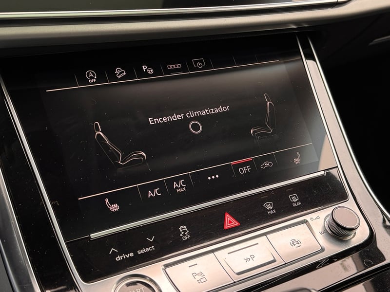 Audi Q8 55 tfsi quattro 2022 - Imagen 19 de 20