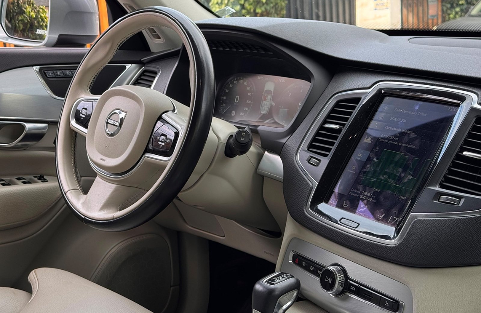 Volvo XC90 D5 AWD Momentum 2018 - Imagen 12 de 18