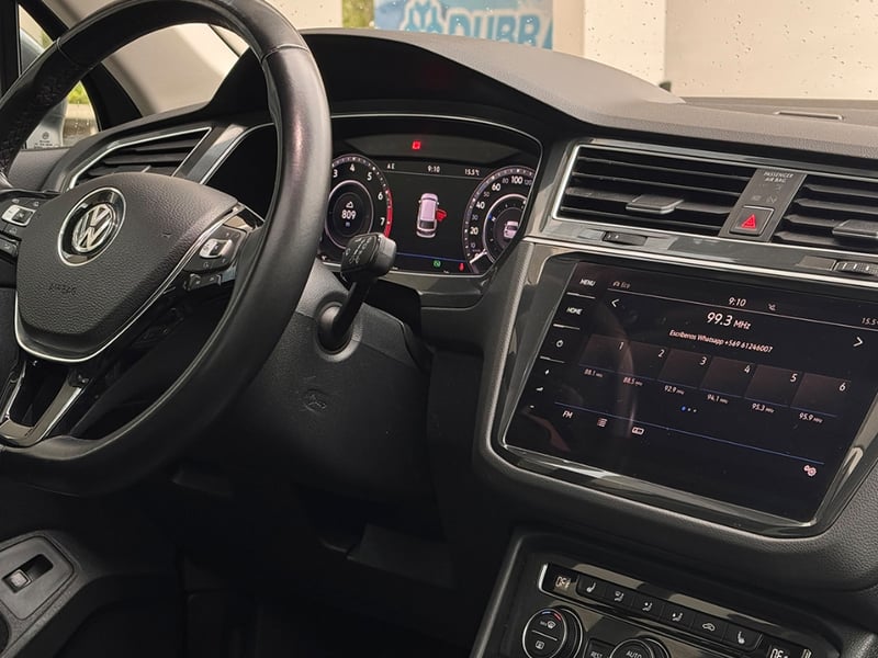 Volkswagen Tiguan Sport 4motion 2019 - Imagen 17 de 20