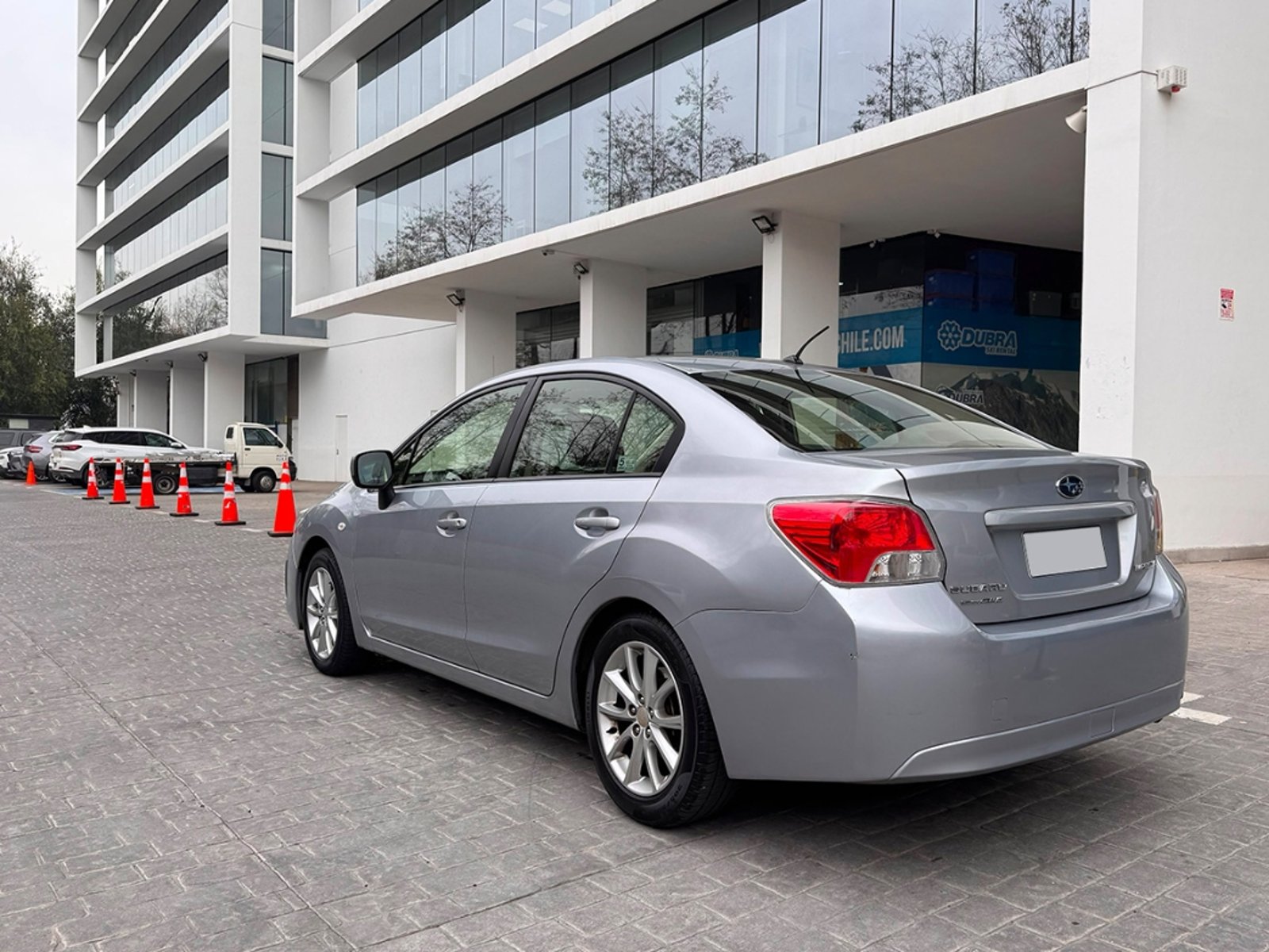 Subaru Impreza 2.0 XS sedán 2015 - Foto 4 de 14
