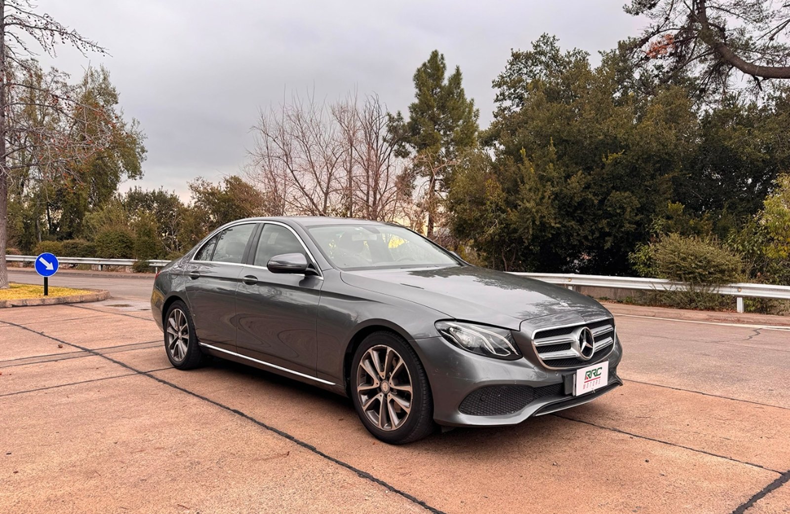 Mercedes-Benz 200 E200 CGI 2017 - Imagen 8 de 16