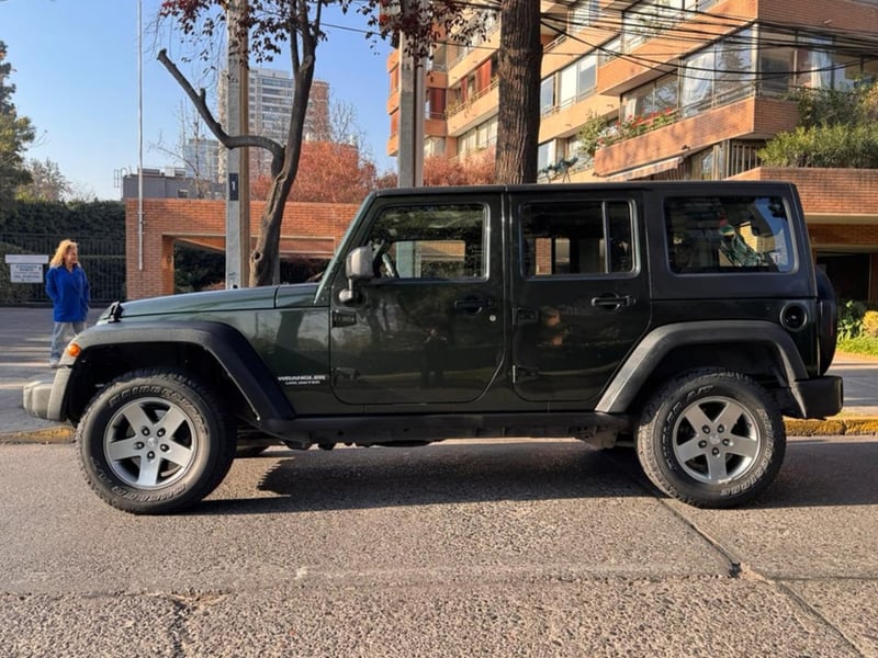 Jeep Wrangler Rubicon Unlimited 3.8 V6 2012 - Imagen 5 de 18
