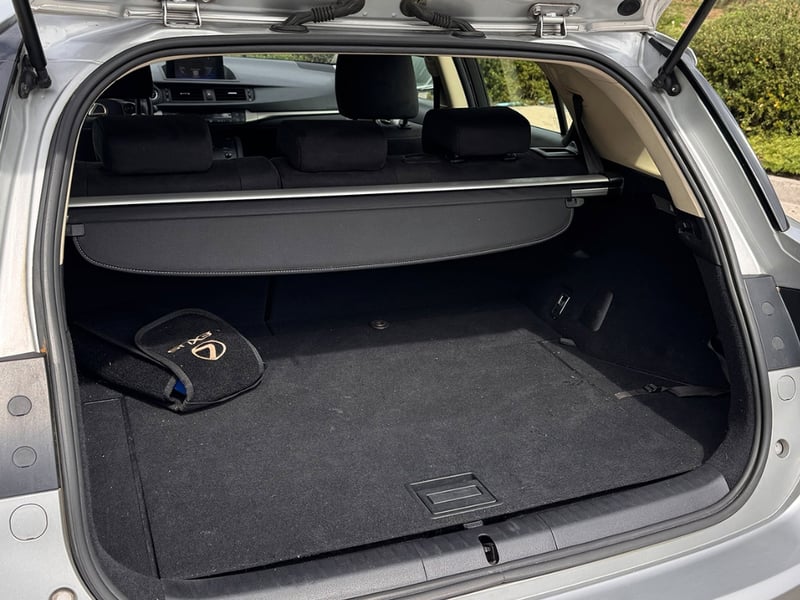 Lexus Ct 200H sport 2015 - Imagen 15 de 18