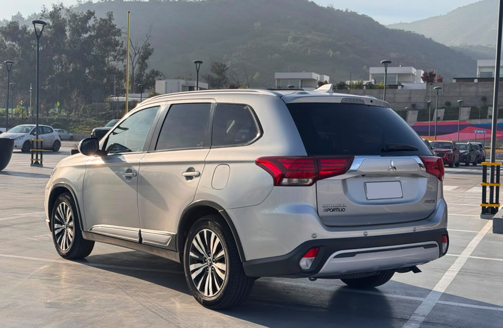 Mitsubishi Outlander GLX 2.4 AWD 2020 - Imagen 5 de 20