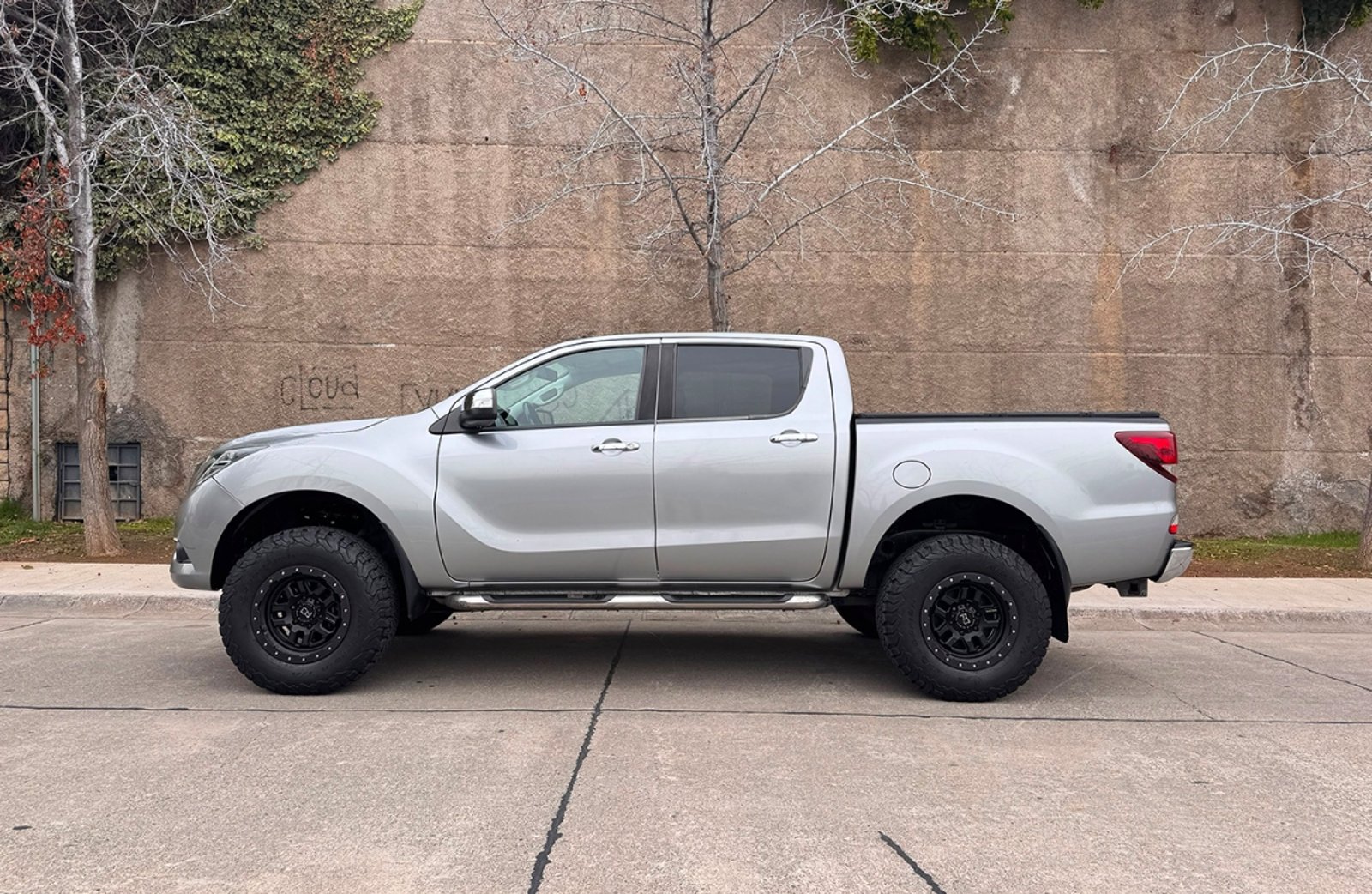 Mazda BT 50 2020 2020 - Imagen 4 de 17