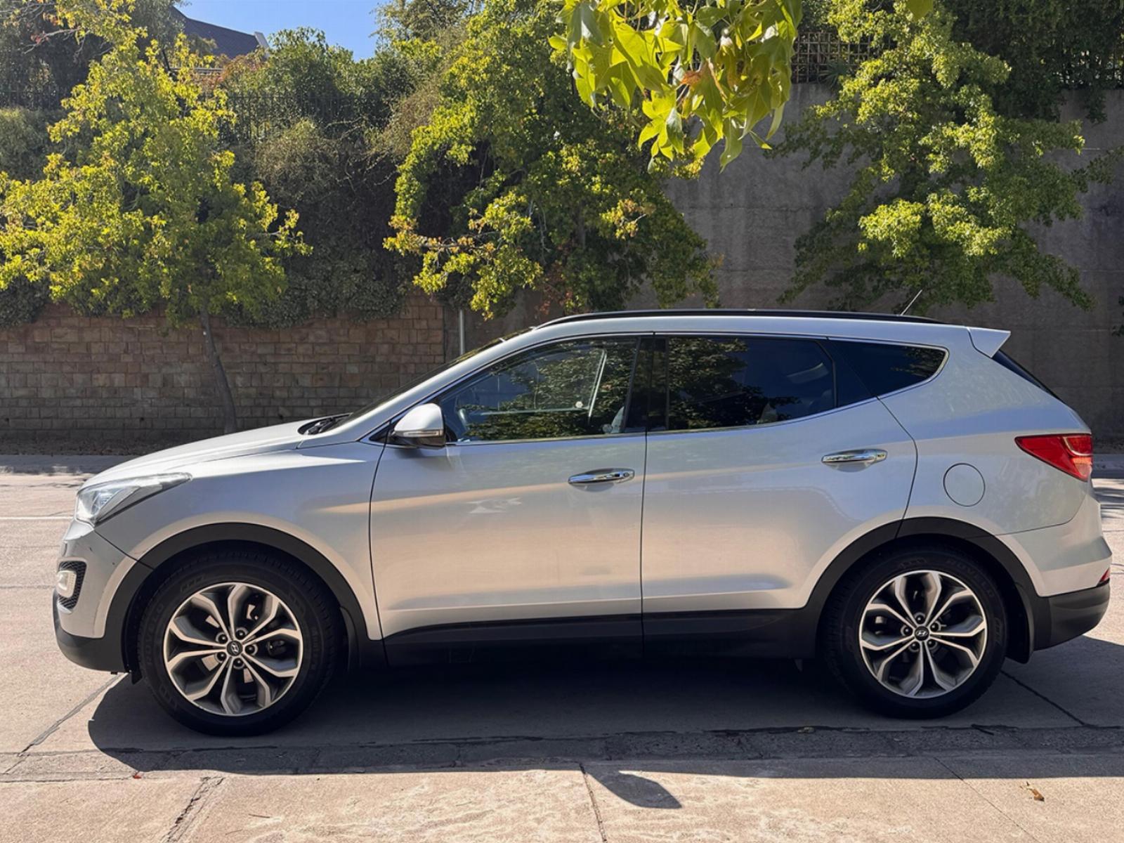 Hyundai SANTA FE 3.3 AWD 2014 - Imagen 4 de 10