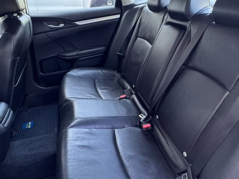 Honda Civic EXL 1.5t 2018 - Imagen 12 de 18