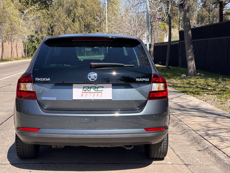 Skoda Rapid Spaceback 1.4t 2019 - Imagen 6 de 15