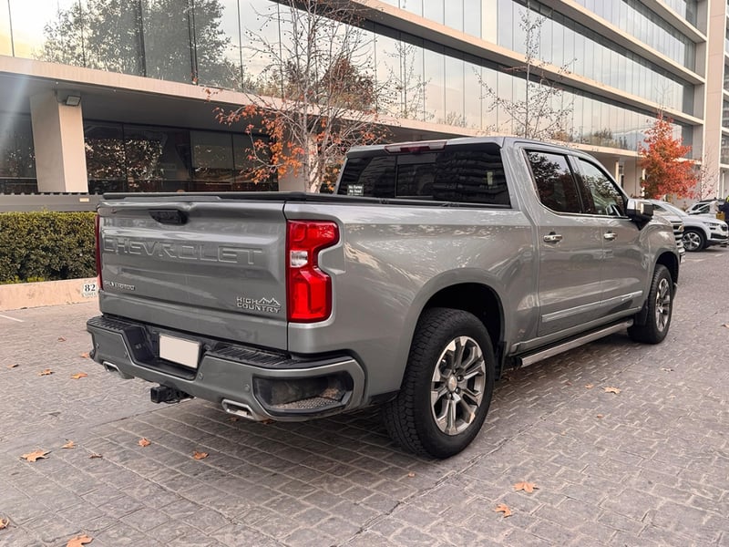 Chevrolet Silverado High Country 3.0 2024 - Imagen 7 de 19
