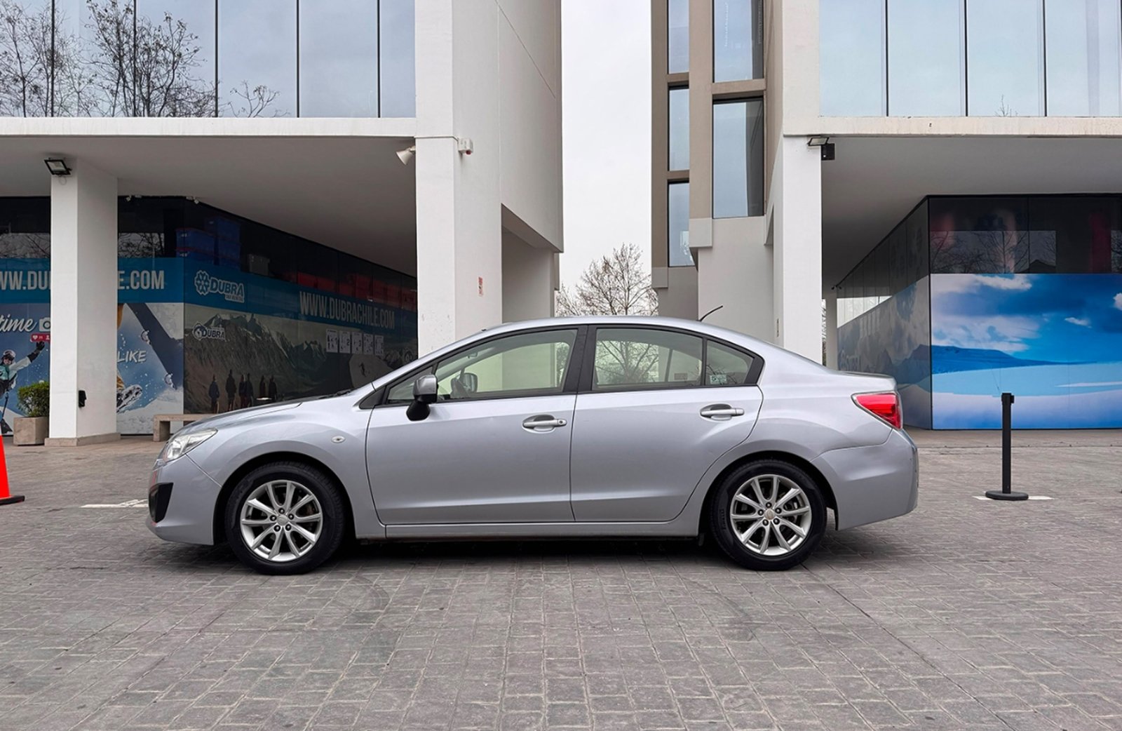 Subaru Impreza 2.0 XS sedán 2015 - Imagen 3 de 14