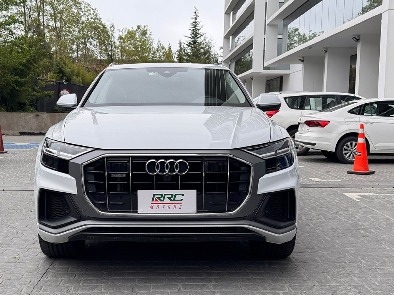 Audi Q8 55 tfsi quattro 2022 - Foto 2 de 20