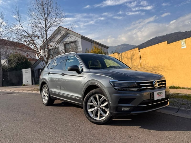 Volkswagen Tiguan 2.0tsi Limited 2018