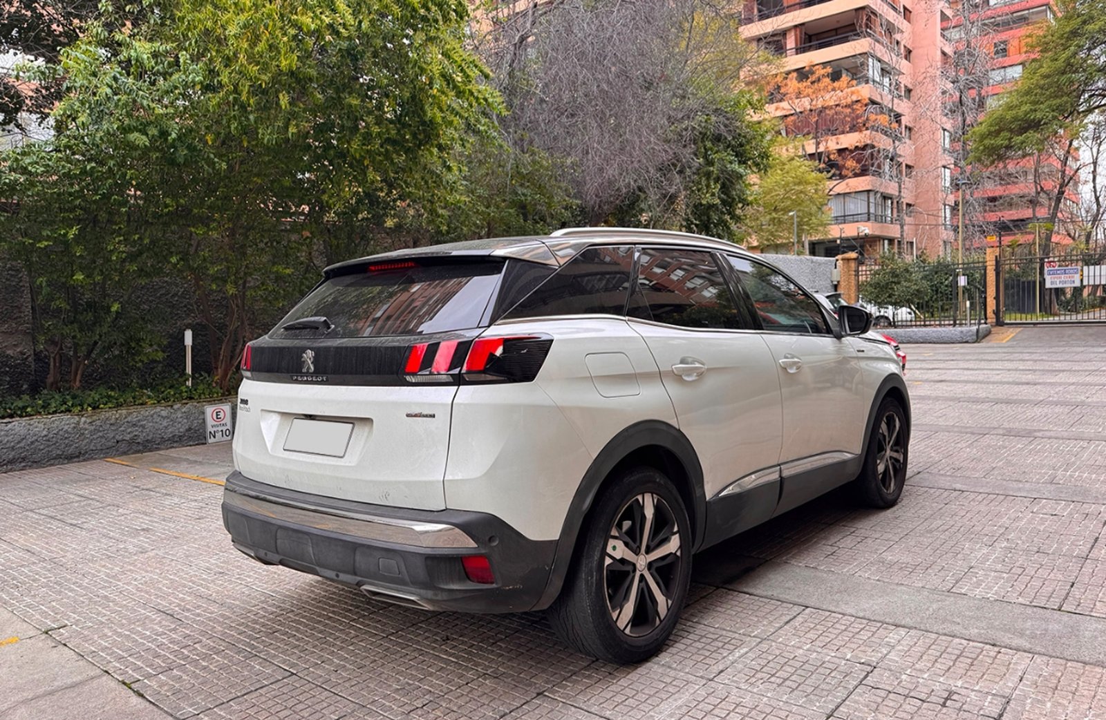 Peugeot 3008 1.6 GT Line 2019 - Imagen 7 de 18