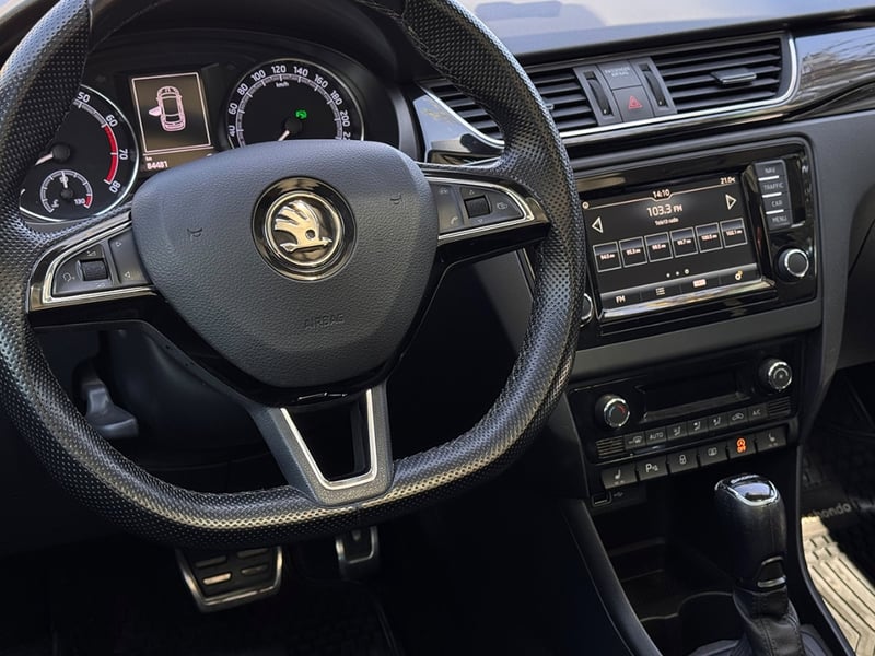 Skoda Rapid Spaceback 1.4t 2019 - Imagen 13 de 15