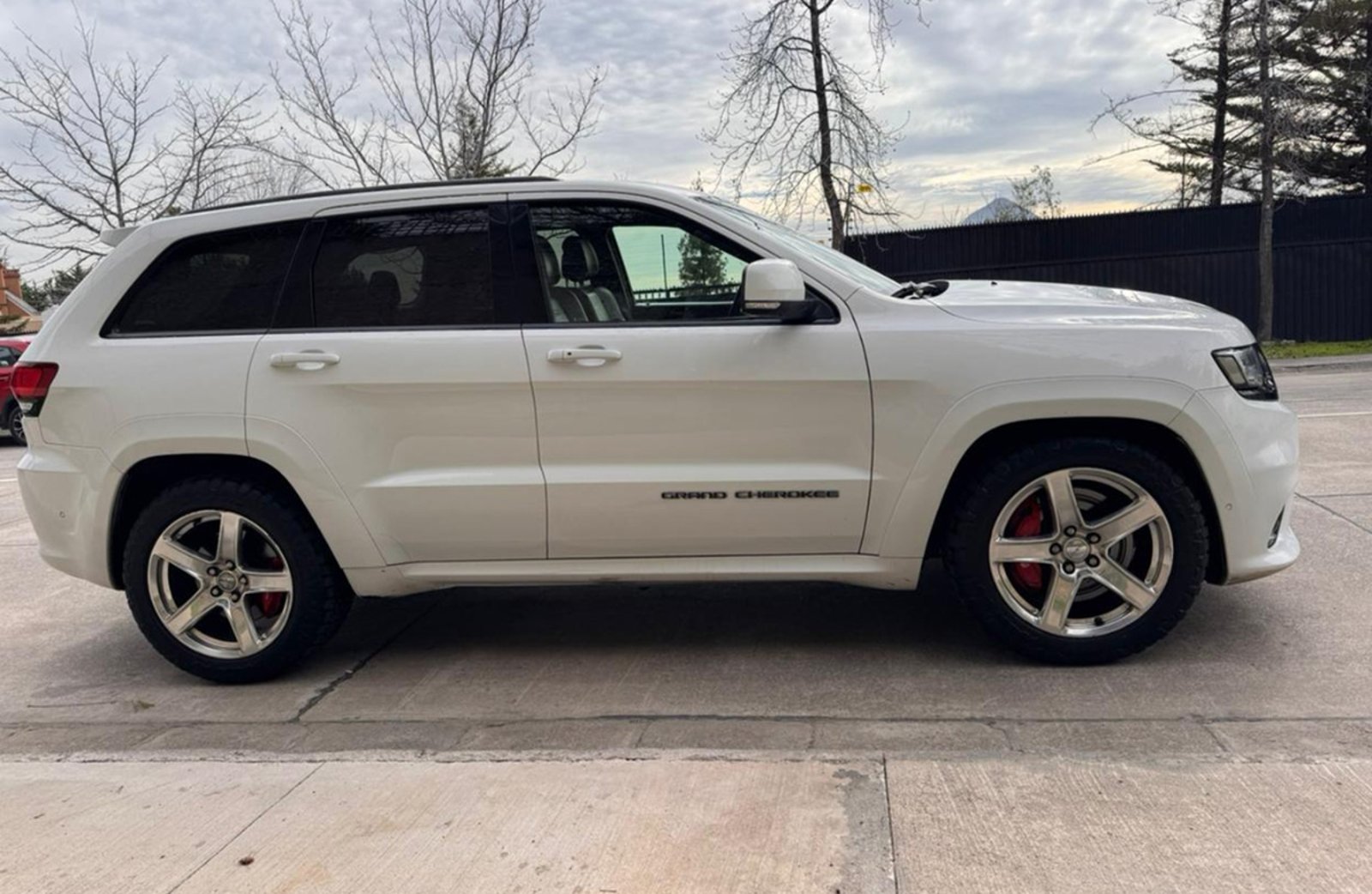 Jeep Grand Cherokee SRT 2017 - Imagen 7 de 20