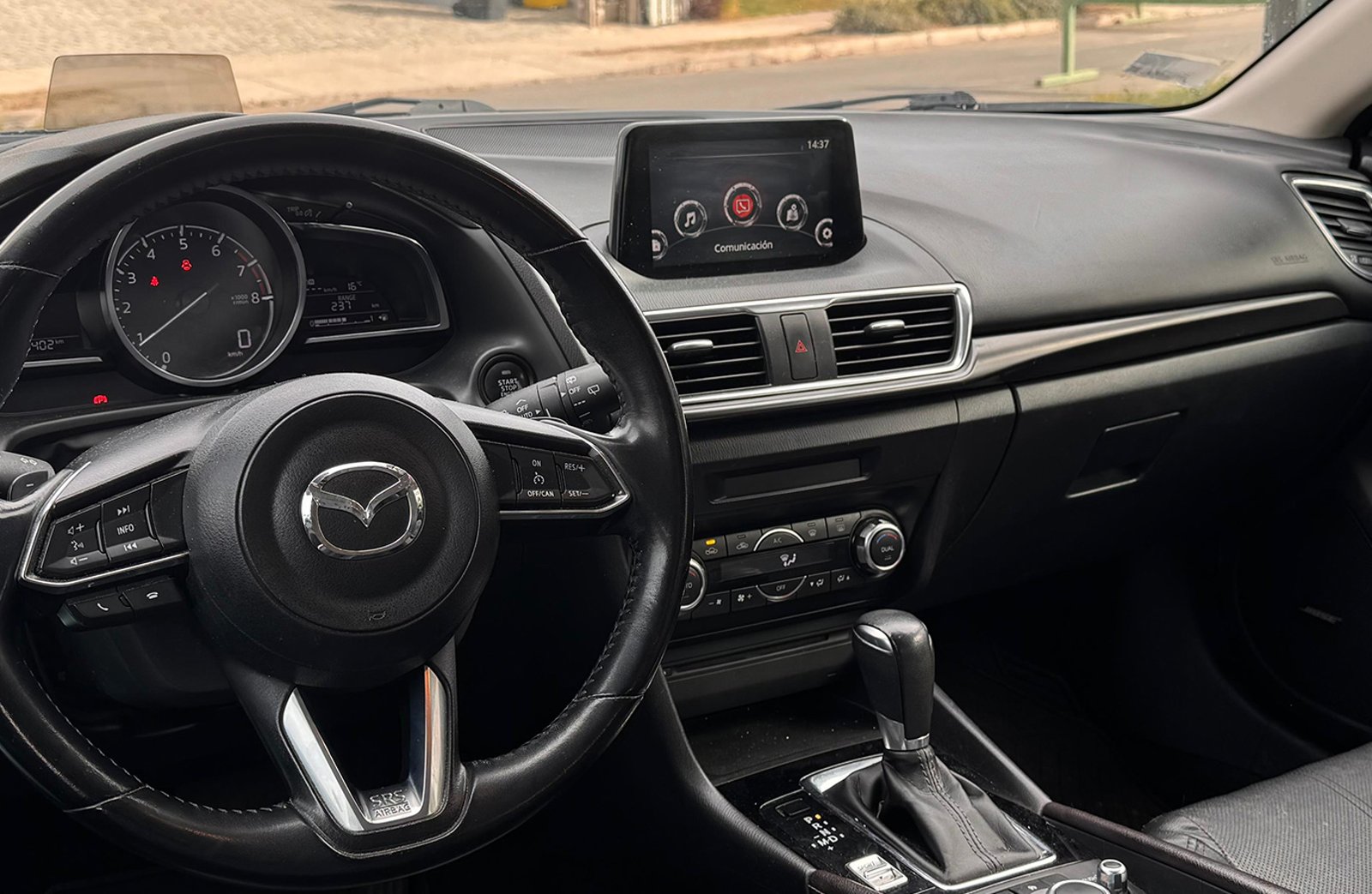 Mazda 3 Sport 2.5 GT Bose 2017 - Imagen 11 de 19