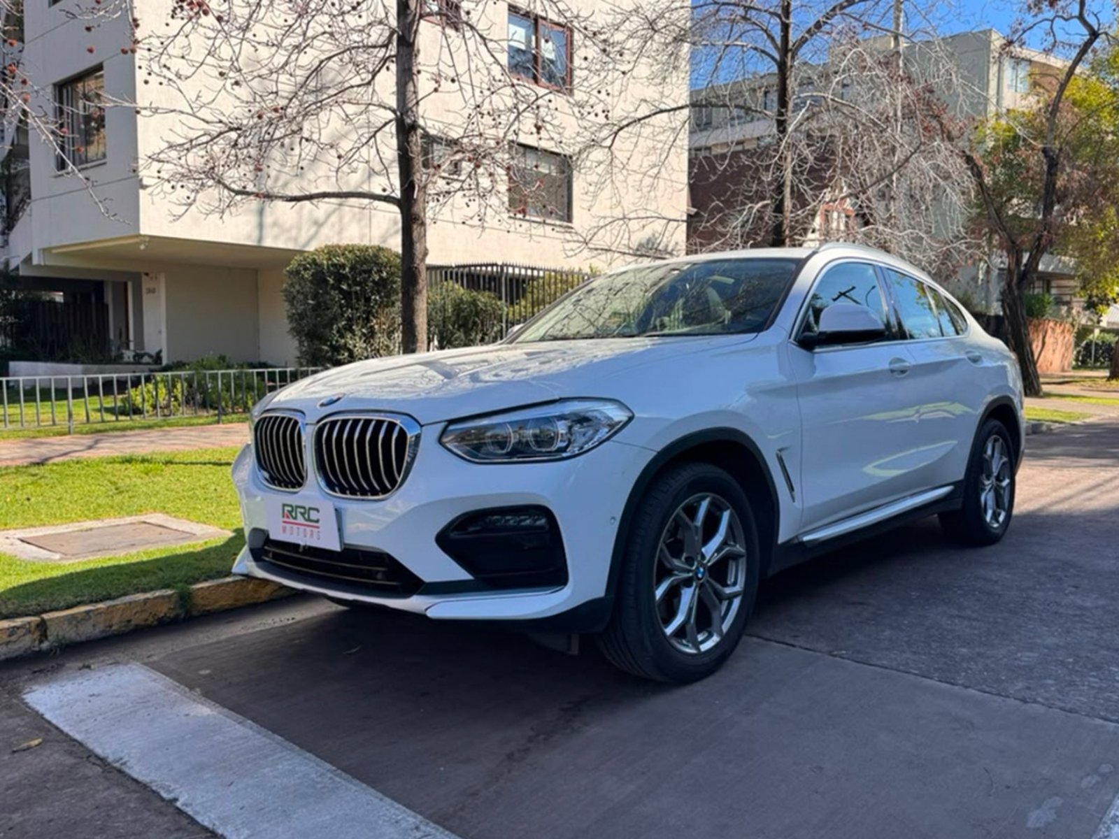 BMW X4 xdrive20i 2021 - Foto 3 de 20