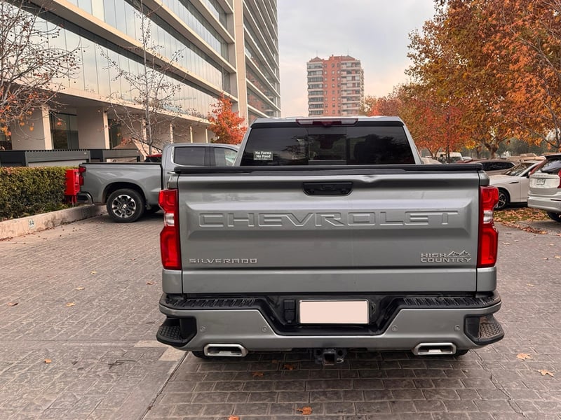 Chevrolet Silverado High Country 3.0 2024 - Imagen 6 de 19