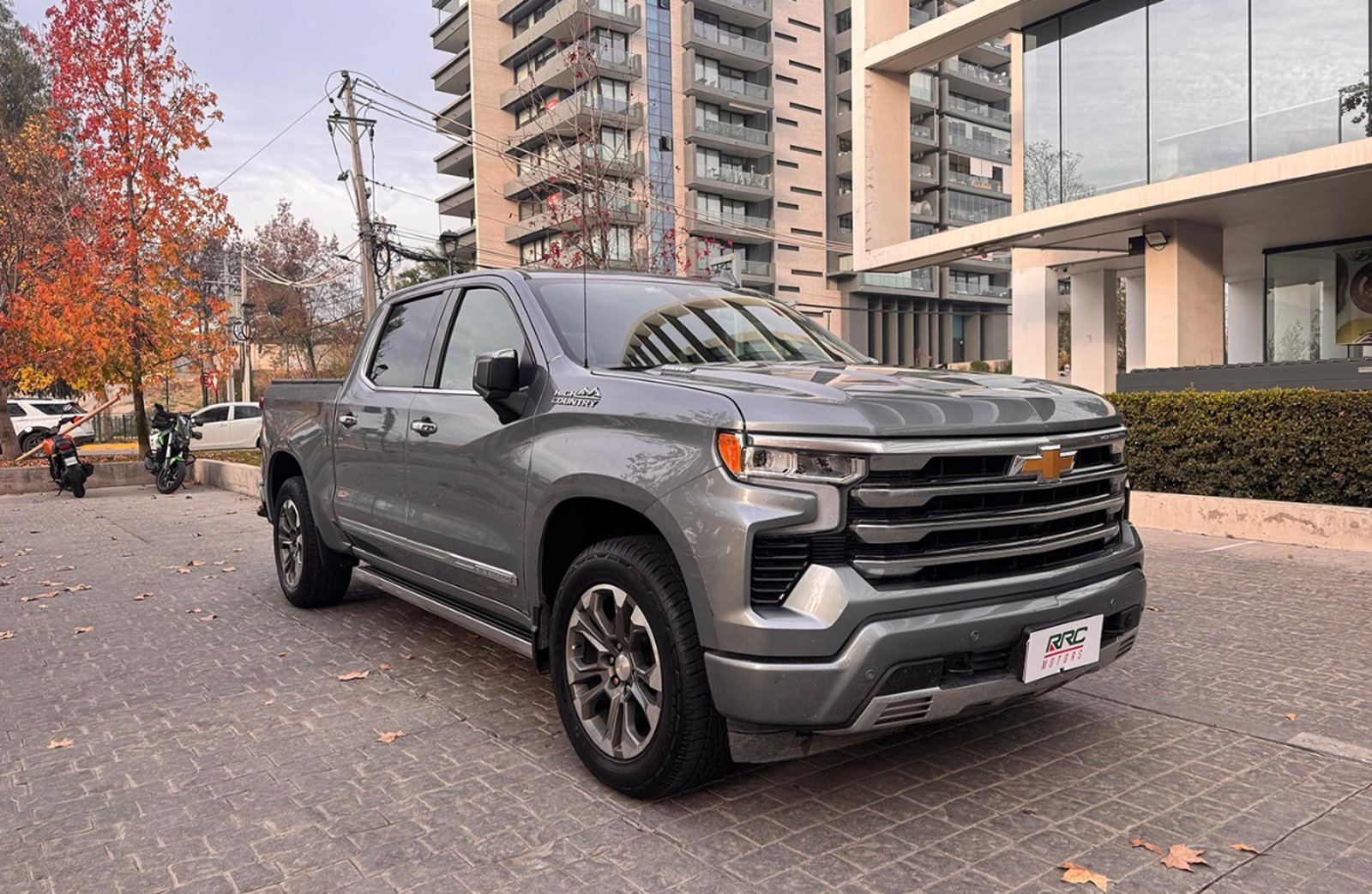 Chevrolet Silverado High Country 3.0 2024 - Imagen 9 de 19