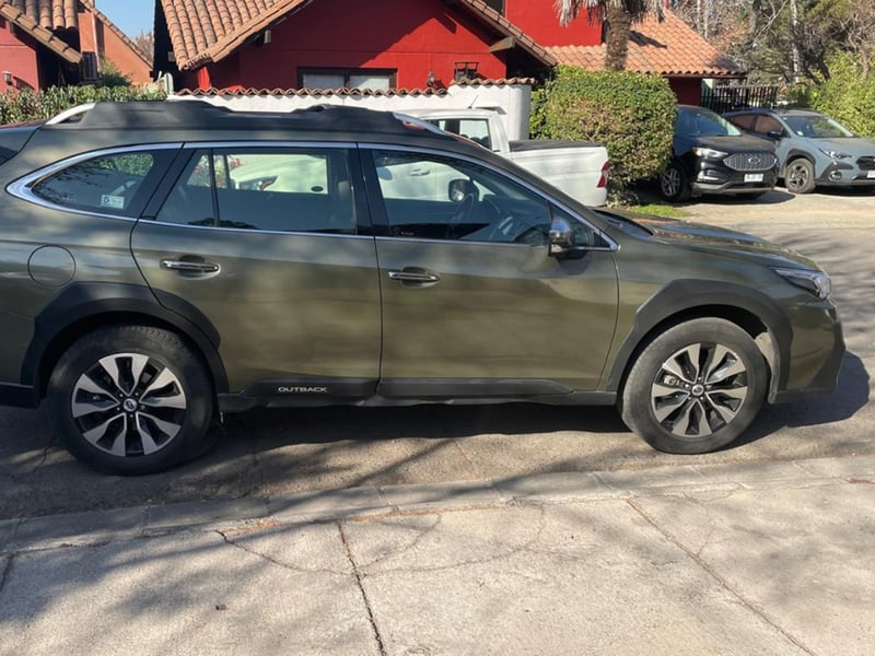 Subaru Outback Touring AWD 2024 - Imagen 5 de 10