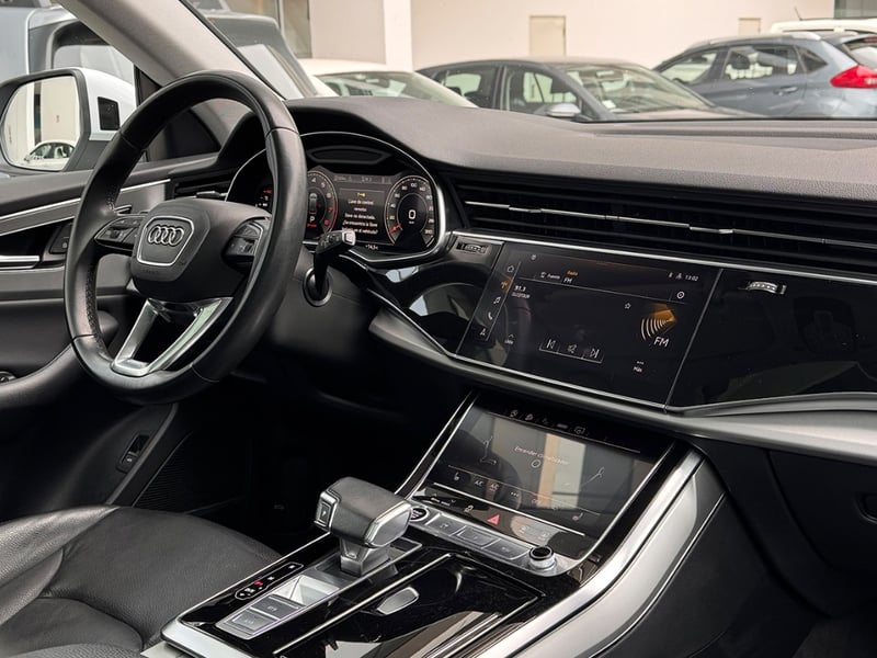 Audi Q8 55 tfsi quattro 2022 - Imagen 18 de 20