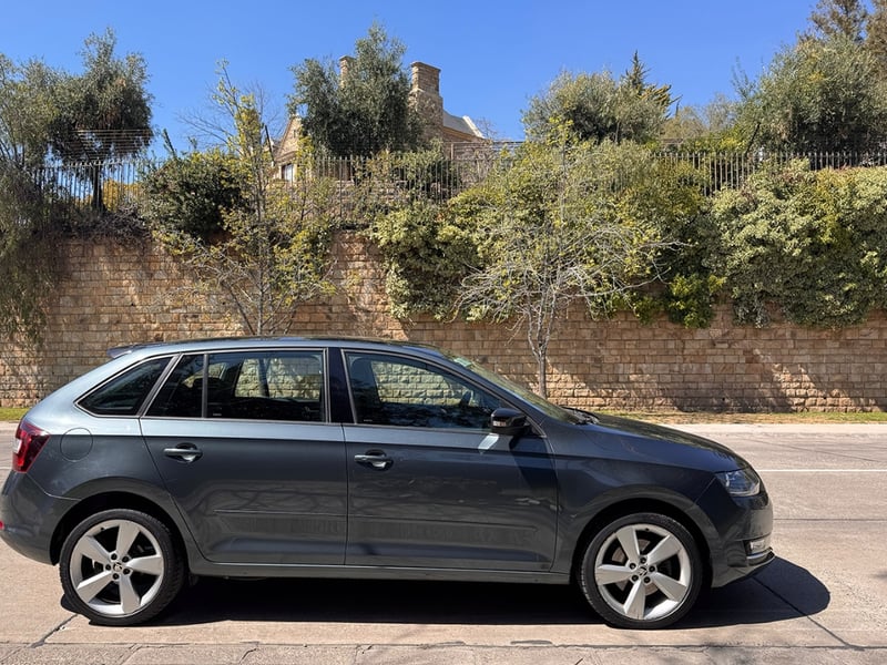 Skoda Rapid Spaceback 1.4t 2019 - Imagen 8 de 15