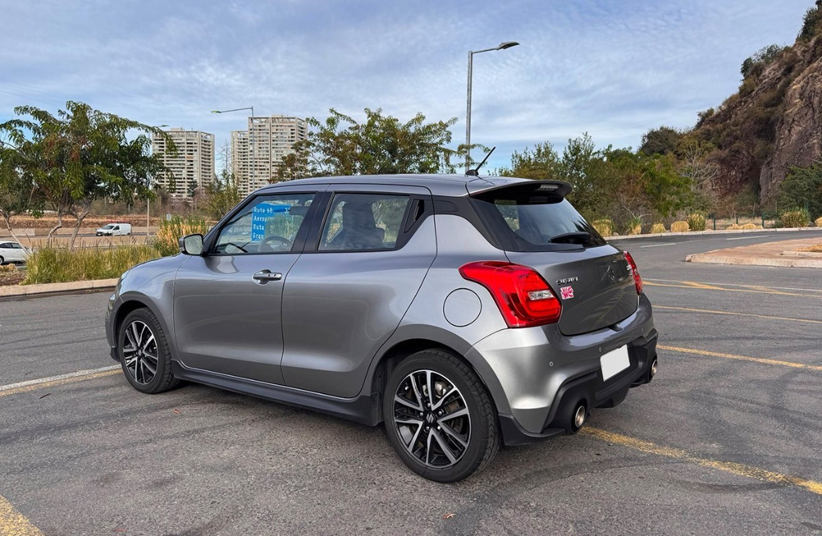 Suzuki SWIFT 1.4T 2025 - Imagen 6 de 10