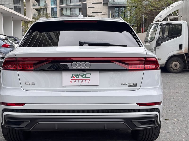 Audi Q8 55 tfsi quattro 2022 - Imagen 7 de 20