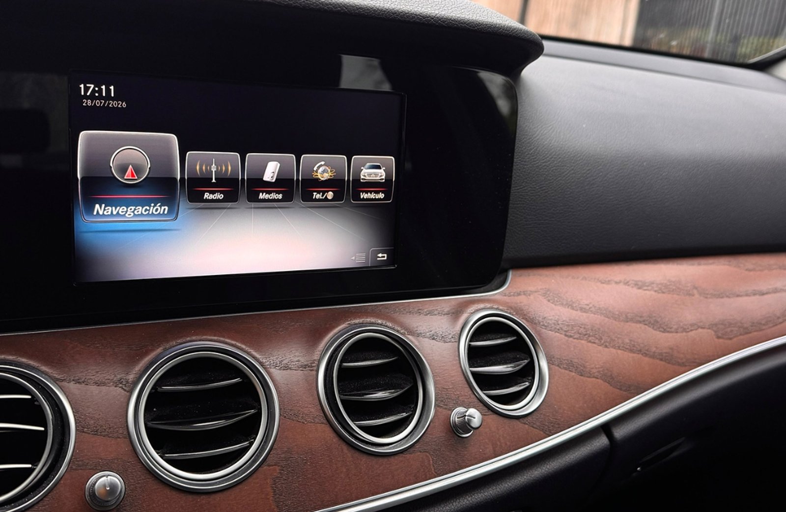 Mercedes-Benz 200 E200 CGI 2017 - Imagen 15 de 16