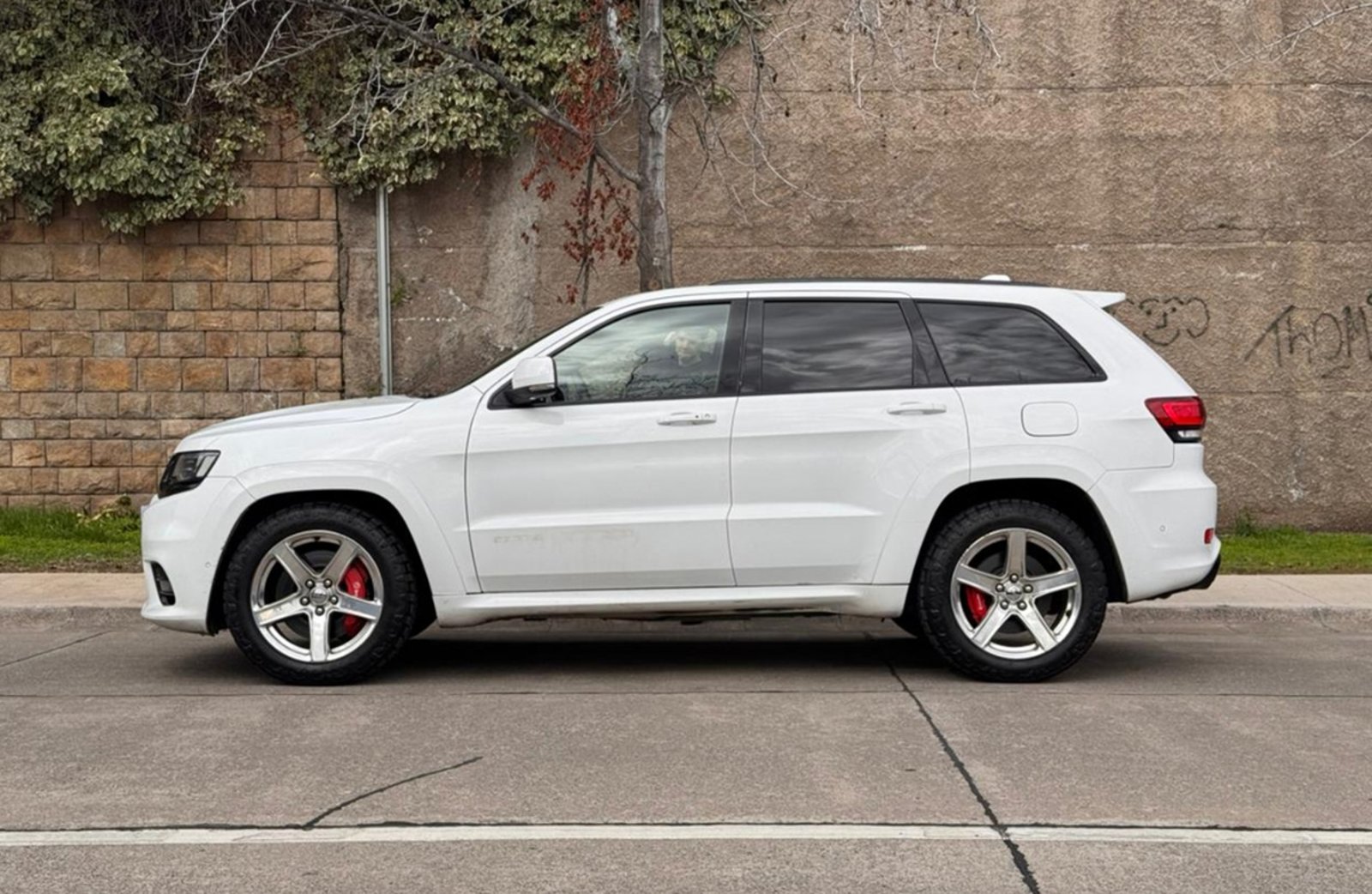 Jeep Grand Cherokee SRT 2017 - Imagen 4 de 20