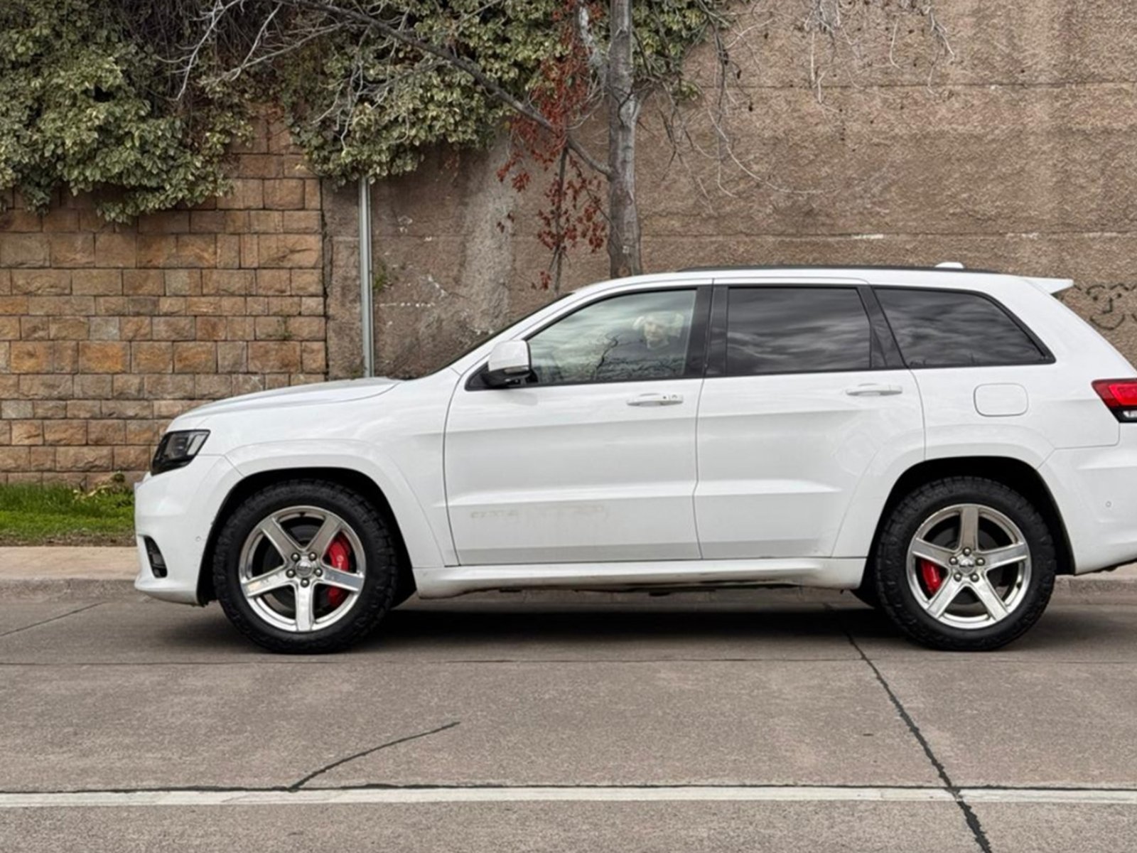 Jeep Grand Cherokee SRT 2017 - Foto 4 de 20