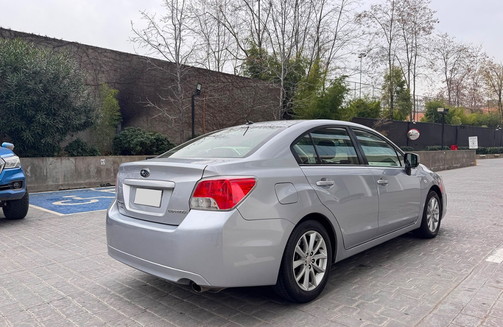 Subaru Impreza 2.0 XS sedán 2015 - Imagen 6 de 14