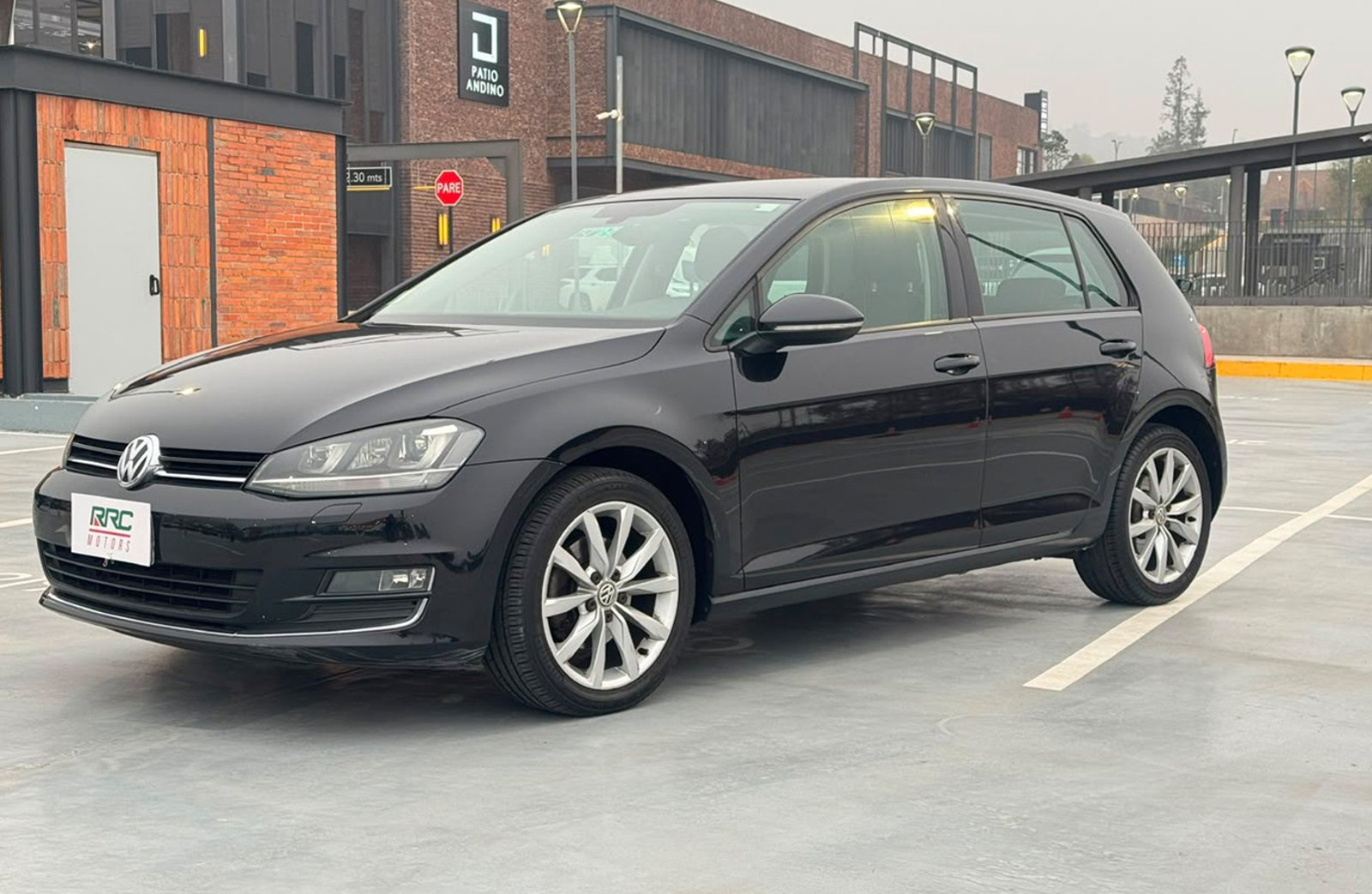 Volkswagen Golf Highline 2.0TDI 2018 - Imagen 3 de 18