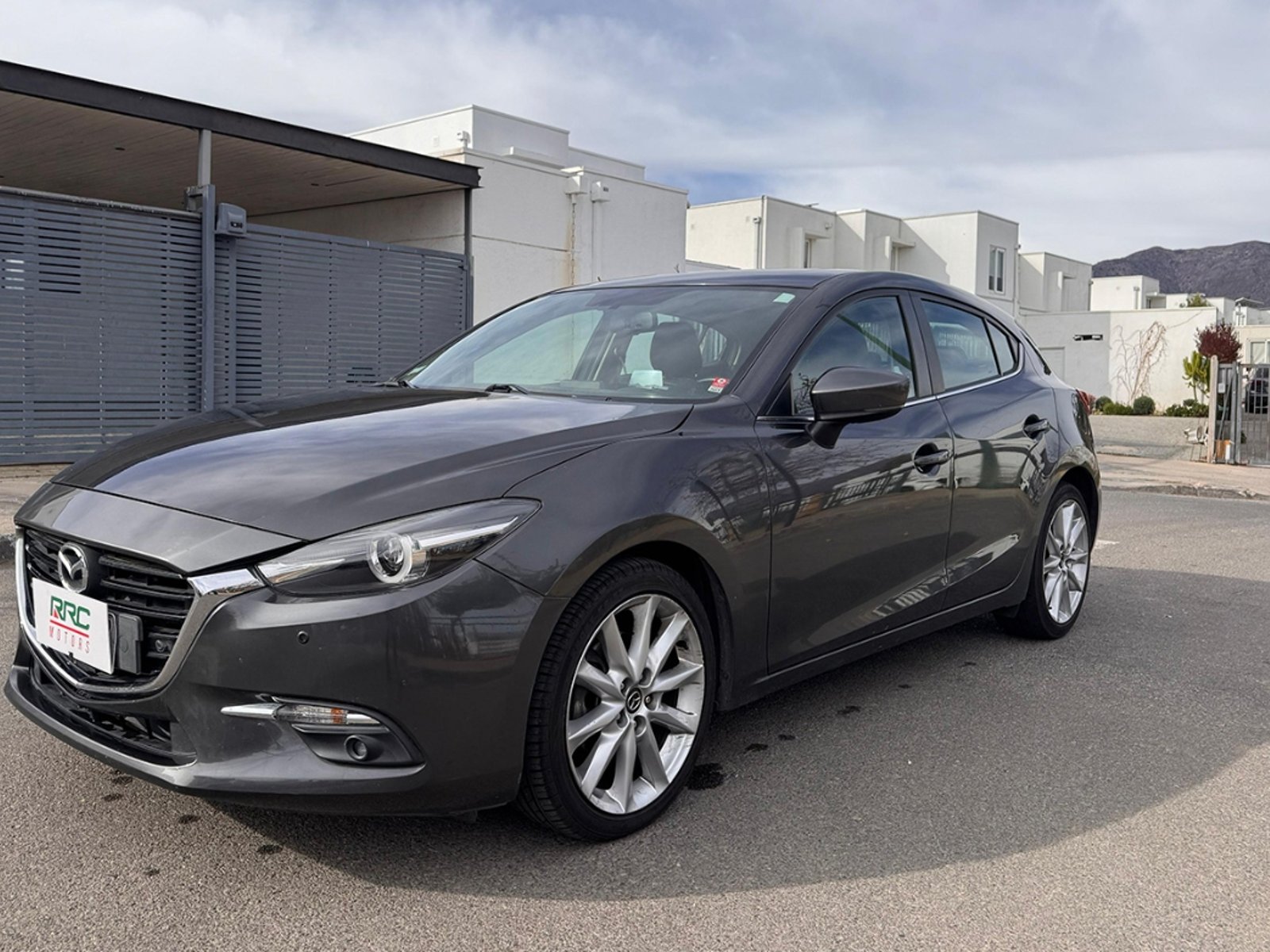 Mazda 3 Sport 2.5 GT Bose 2017 - Foto 3 de 19