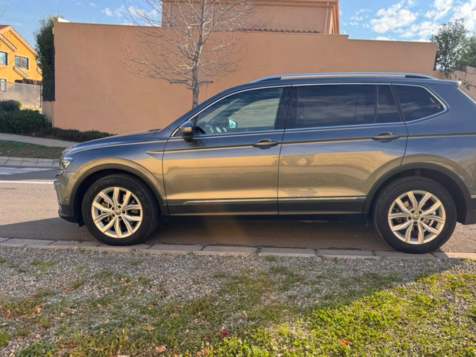 Volkswagen Tiguan 2.0tsi Limited 2018 - Foto 3 de 18