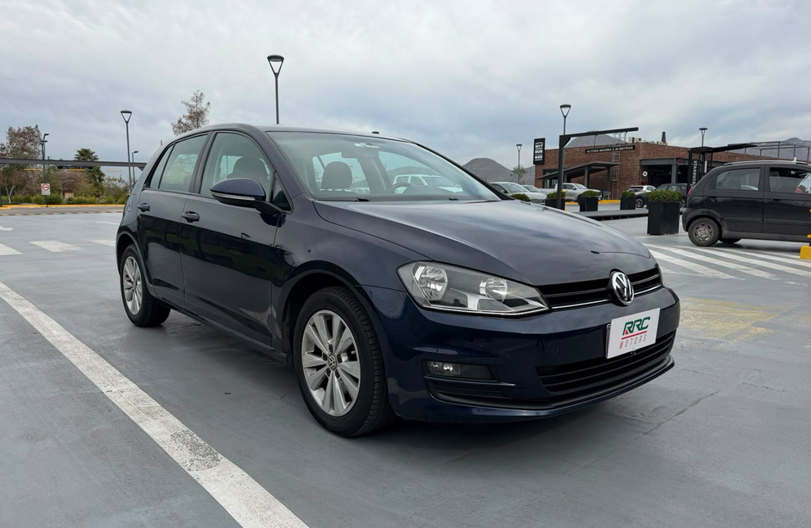 Volkswagen Golf 1.6 comfortline 2017 - Imagen 8 de 15