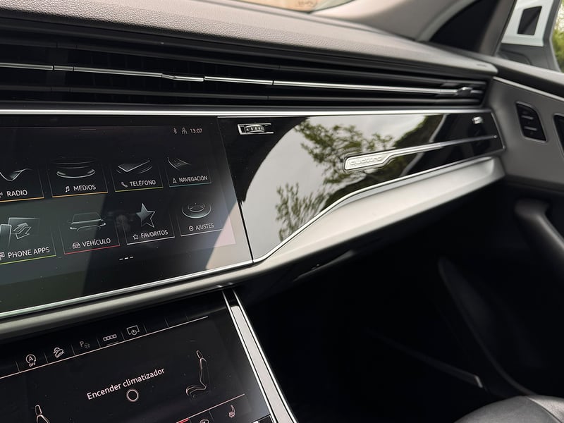 Audi Q8 55 tfsi quattro 2022 - Imagen 14 de 20