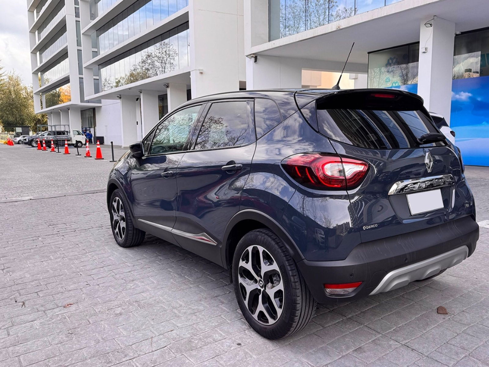 Renault Captur TCE 2019 - Foto 5 de 16