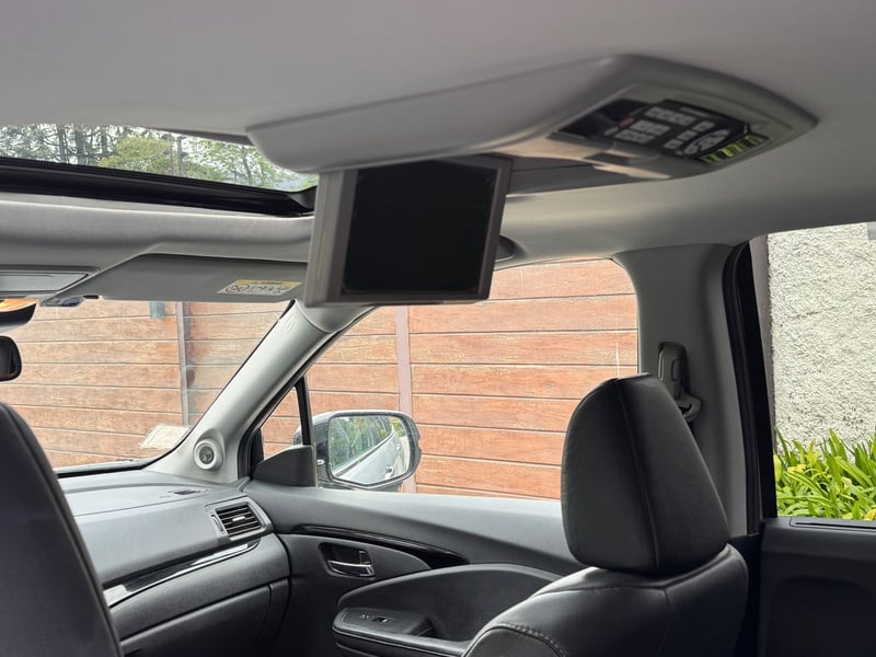 Honda Pilot Elite 4wd 2018 - Imagen 17 de 19