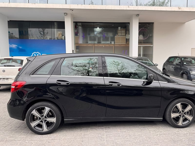 Mercedes-Benz B 220 diesel 2018 - Imagen 9 de 16