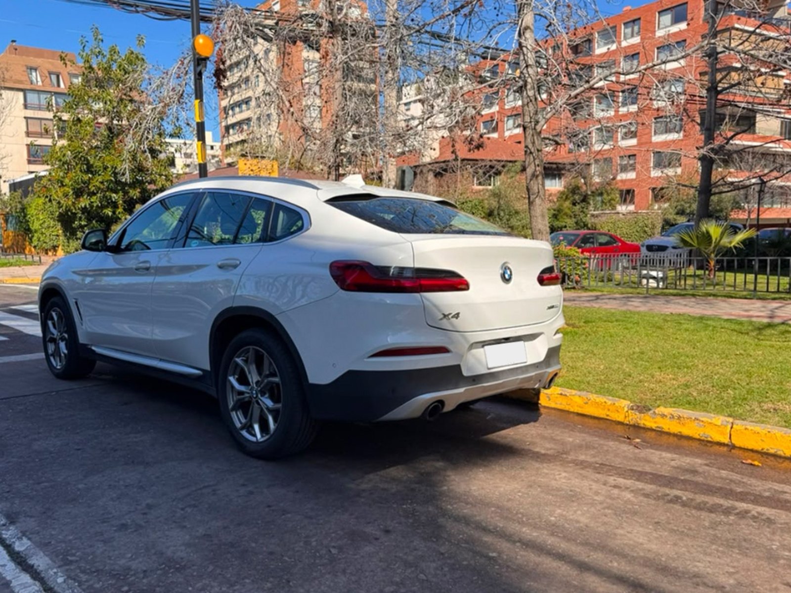 BMW X4 xdrive20i 2021 - Foto 5 de 20