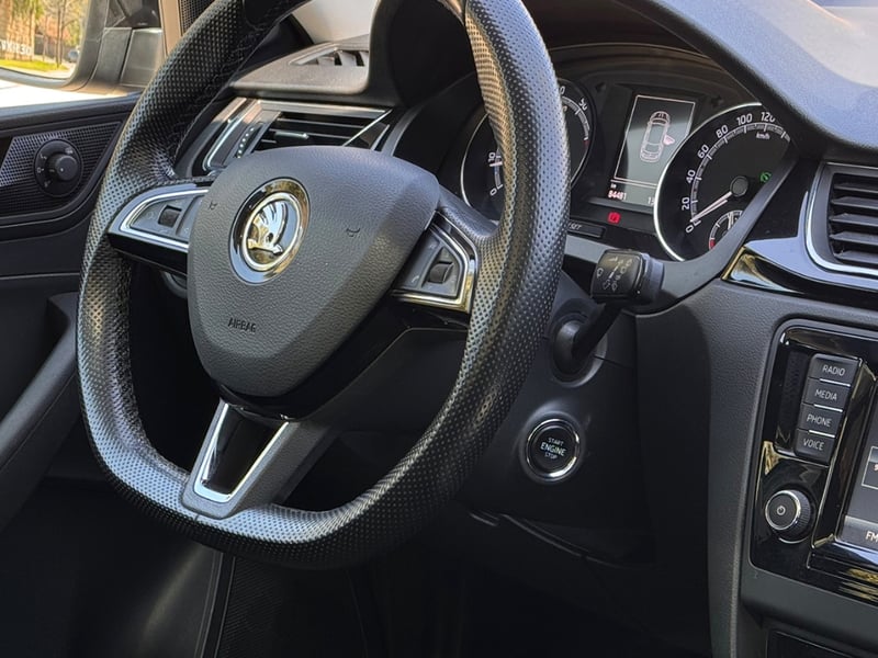 Skoda Rapid Spaceback 1.4t 2019 - Imagen 10 de 15