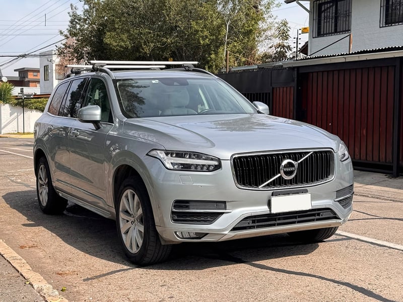 Volvo XC90 D5 AWD Momentum 2018 - Imagen 9 de 18