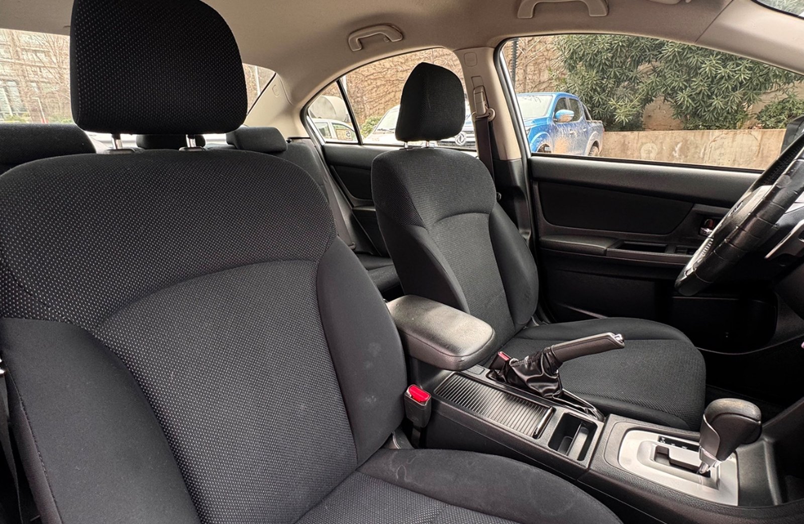 Subaru Impreza 2.0 XS sedán 2015 - Imagen 13 de 14