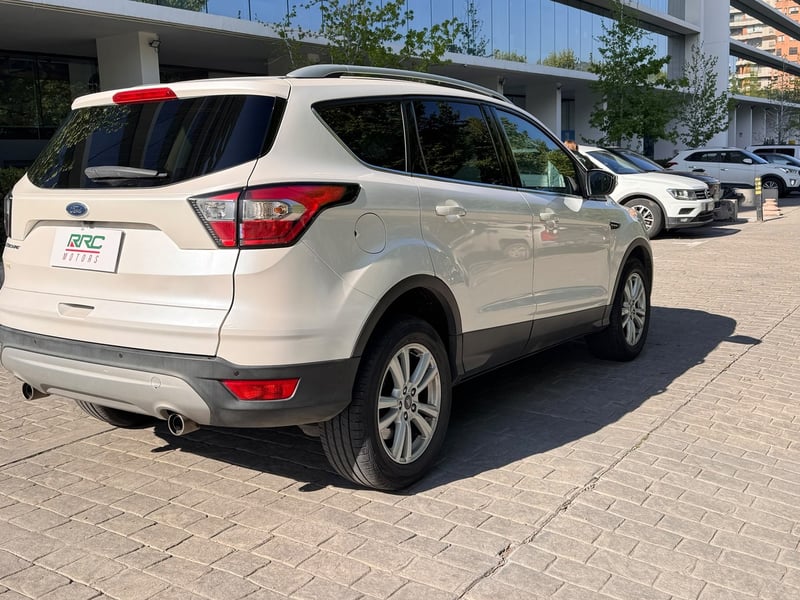 Ford Escape 2.5 2018 - Imagen 7 de 16