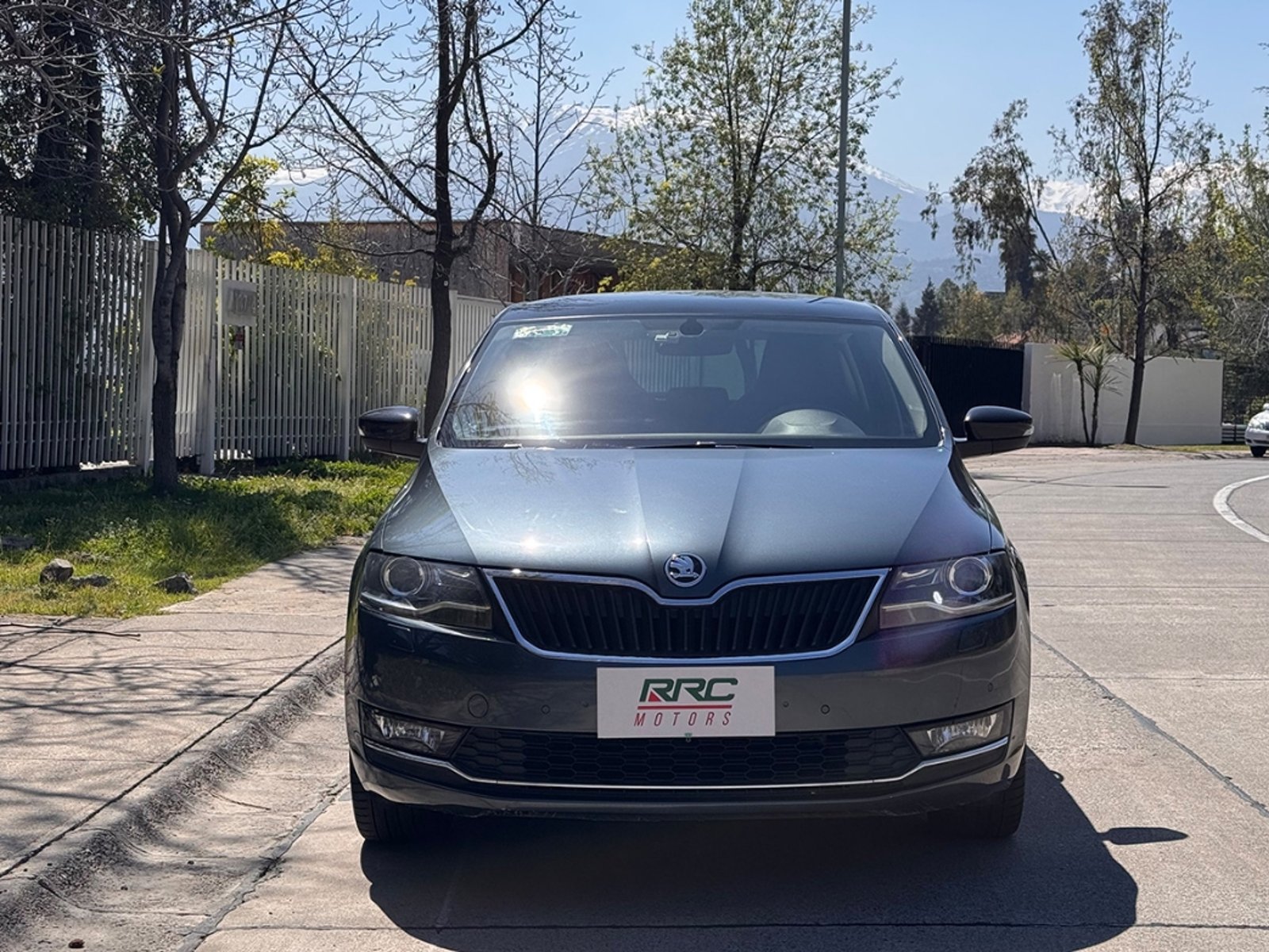 Skoda Rapid Spaceback 1.4t 2019 - Foto 2 de 15