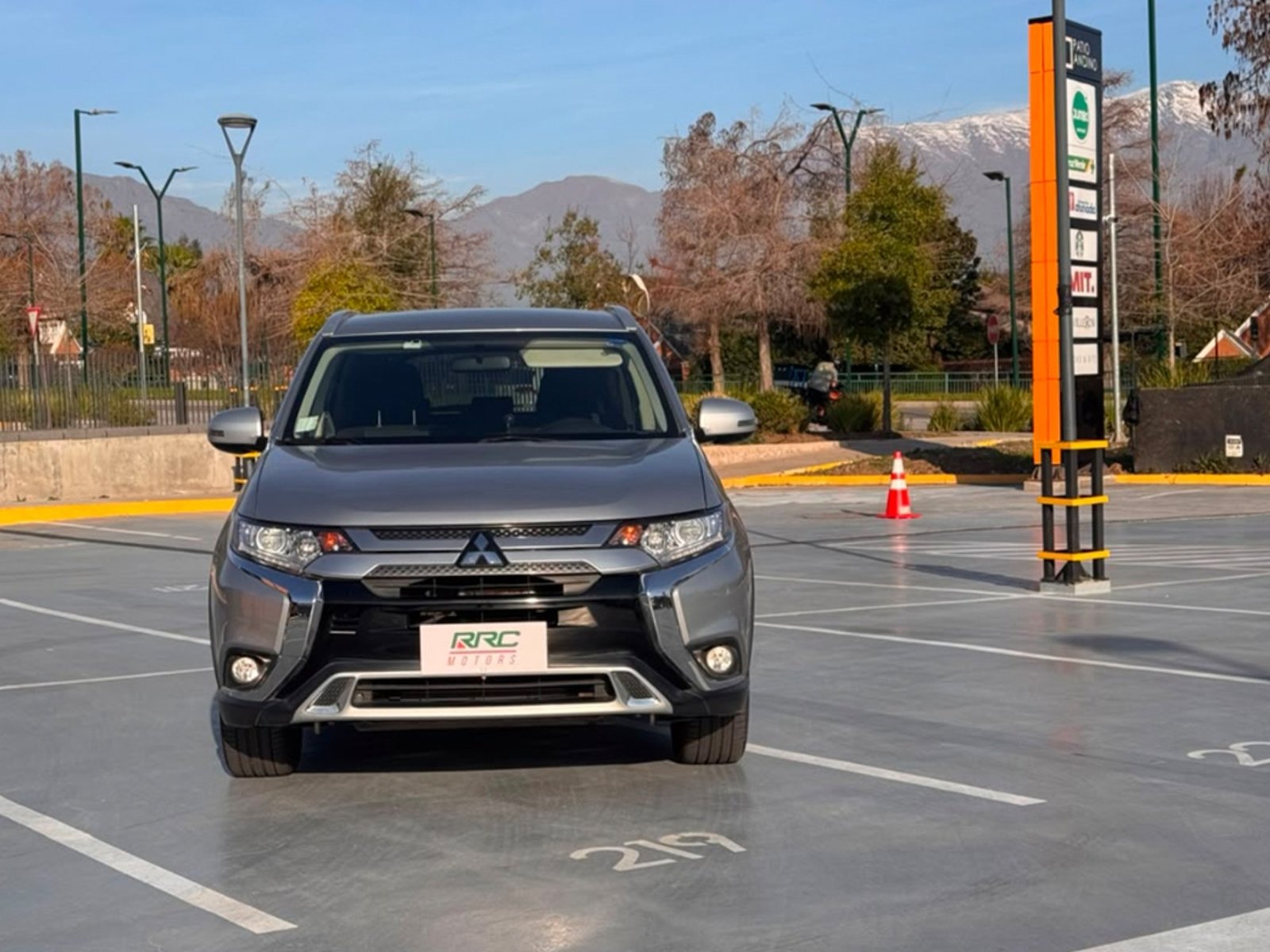 Mitsubishi Outlander GLX 2.4 AWD 2020 - Foto 2 de 20