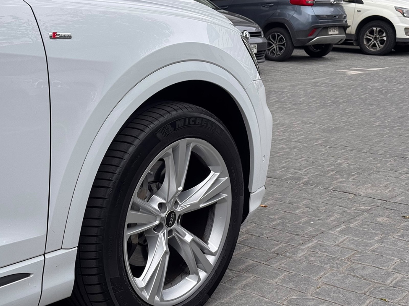 Audi Q8 55 tfsi quattro 2022 - Foto 4 de 20